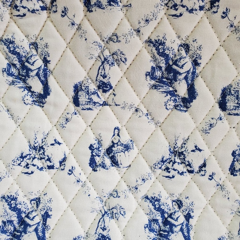 OFF WHITE AND BLUE PADDED TAPASTRY - Picture 3 of 8